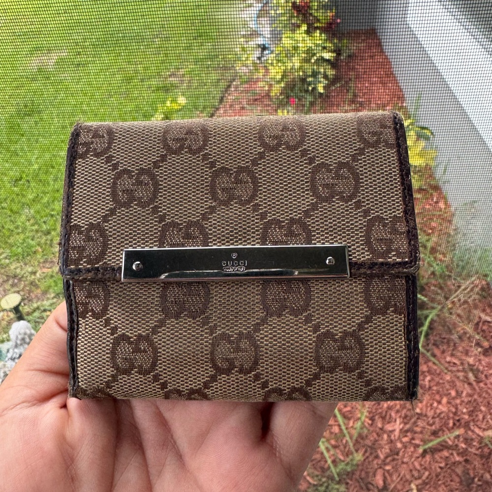 Gucci Brown GG Supreme Canvas Small Wallet with Silver Plate - Picture 5 of 16
